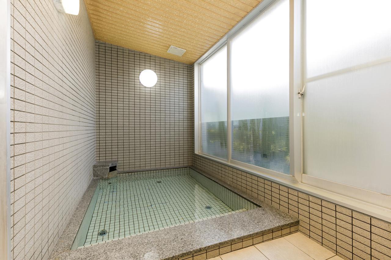 Super Hotel Takaoka Ekinan Экстерьер фото